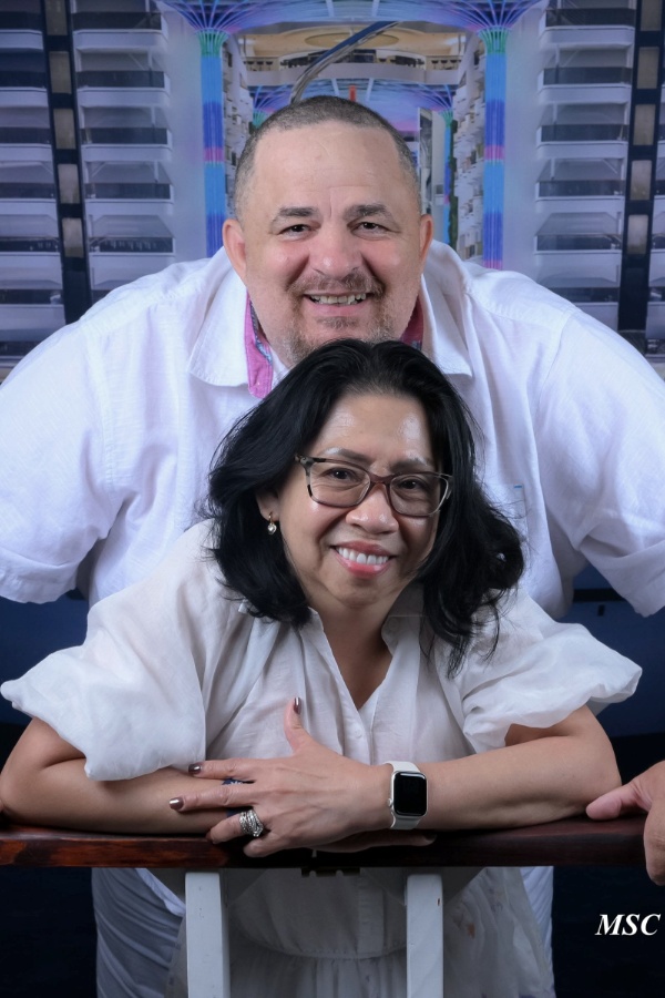 Cruise Brothers Travel Agent Tess and Tony Reed